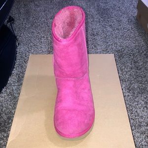 Pink ugg boots